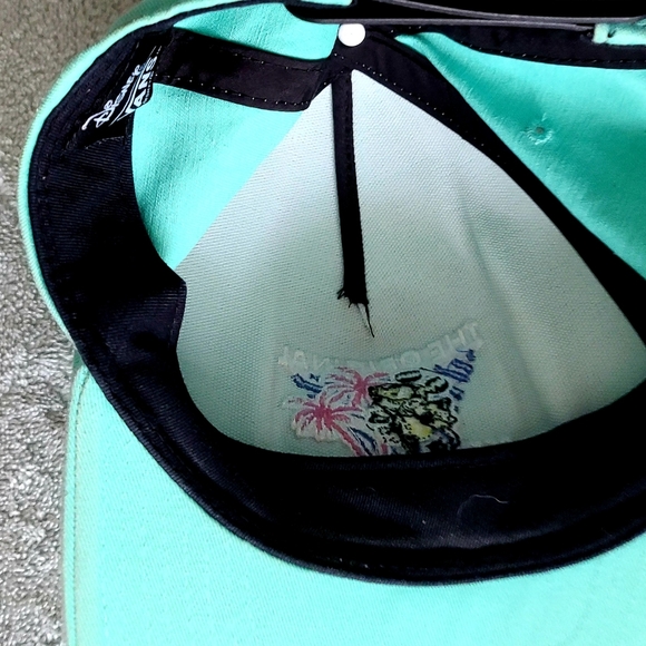 Vans Disney 90th Anniversary Baseball Cap snapback.  COLLECTORS Gently used. - Picture 4 of 11